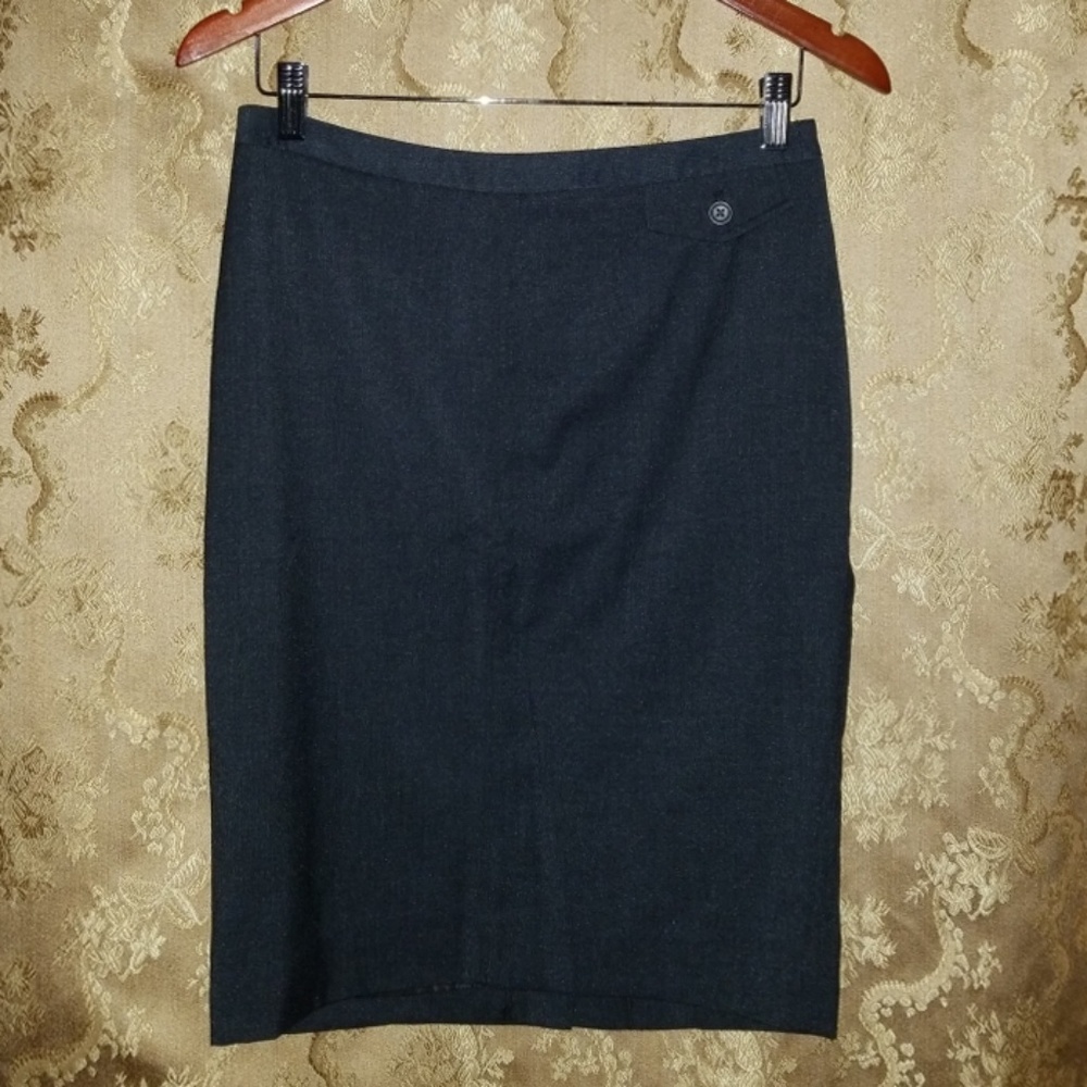 Gap Pencil Skirt in Grey